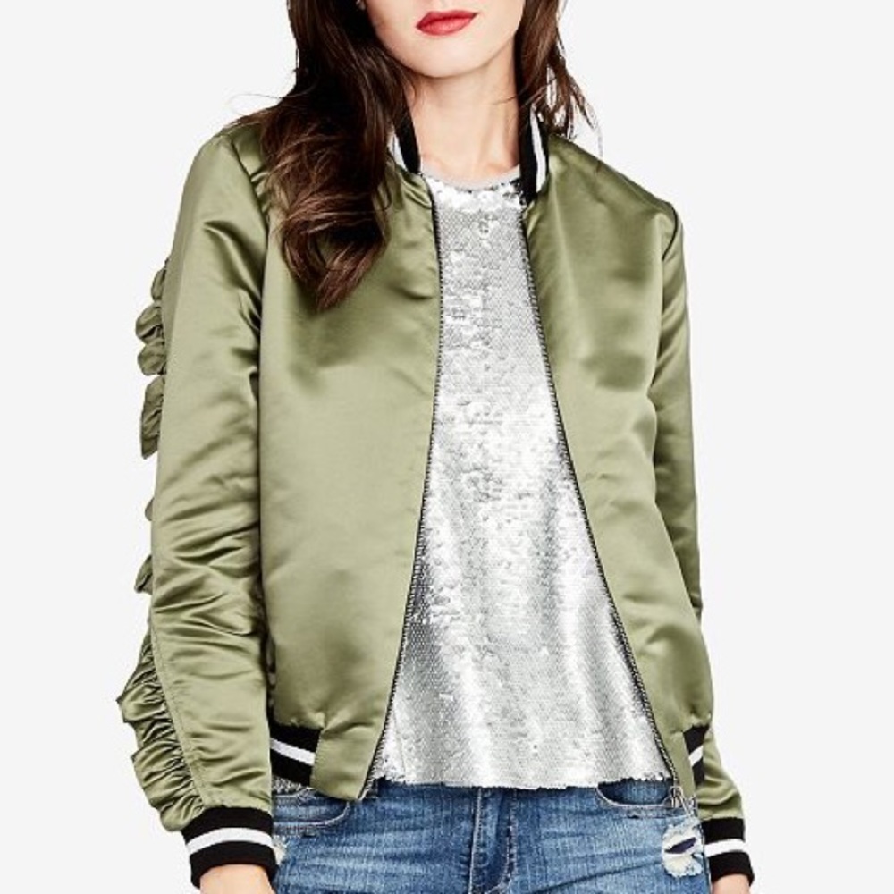 P3 Army green lightweight jacket.